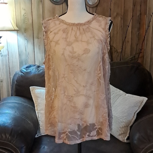 torrid Tops - Torrid Floral Blush Pink Lace Sleeveless Blouse Top Office Business Casual Size